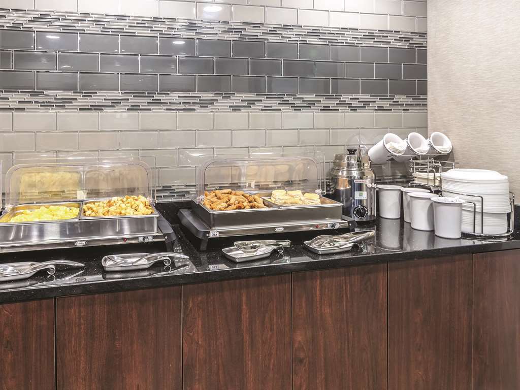 La Quinta By Wyndham Myrtle Beach - N. Kings Hwy Restoran fotoğraf